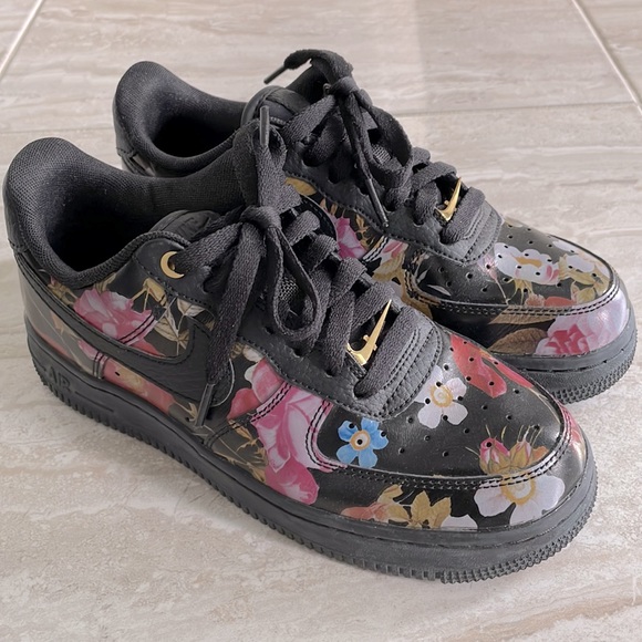 Nike Air Force 1, 6.5 - Picture 2 of 11
